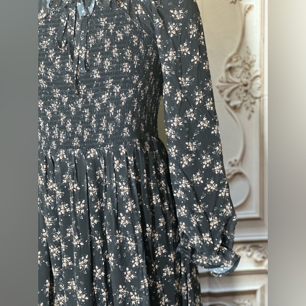Smocked Black Floral Long-Sleeve Maxi Dress - Picture 8 of 8